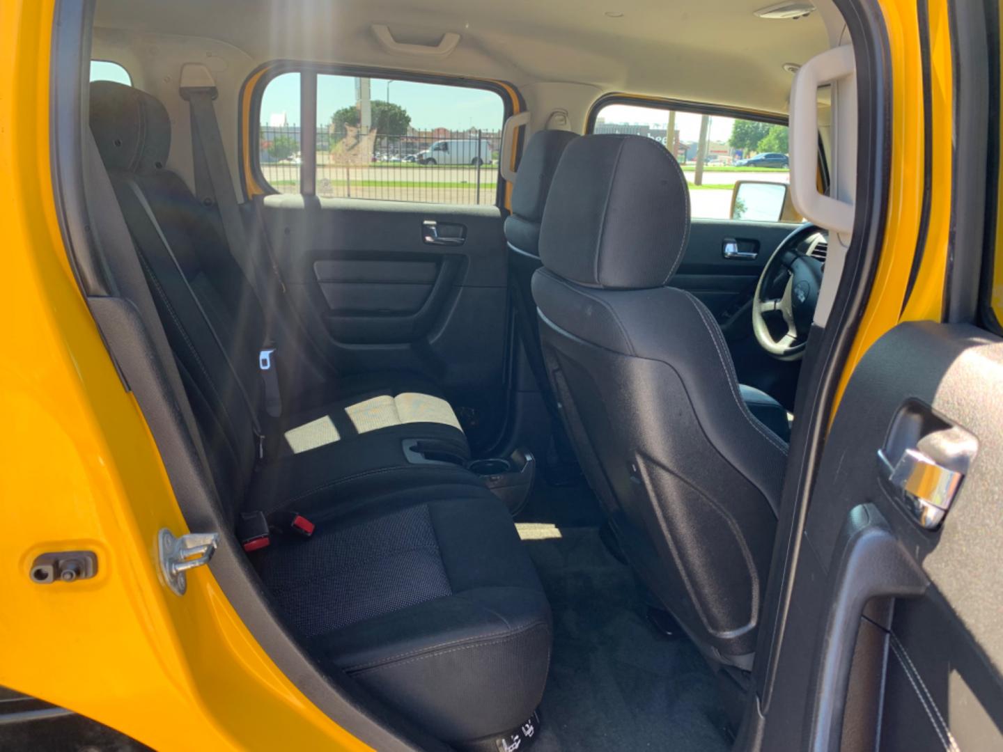 2007 Yellow /gray Hummer H3 Adventure (5GTDN13E378) with an 3.7L L5 DOHC 20V engine, AUTOMATIC transmission, located at 1830 North Belt Line Road, Irving, TX, 75061, (469) 524-0199, 32.834373, -96.993584 - Photo#12